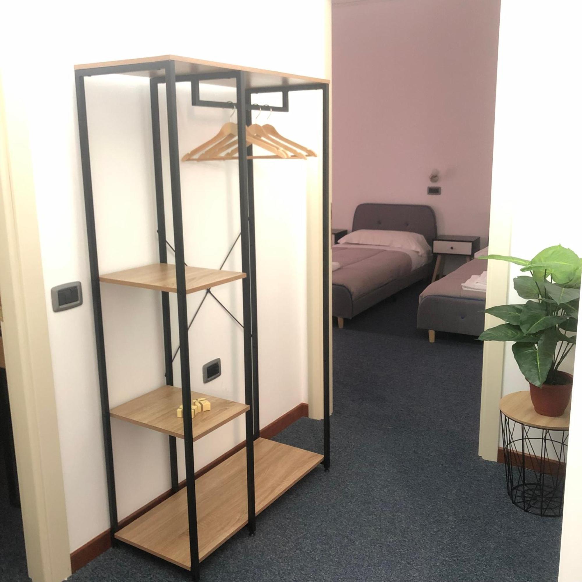 Cerreto dʼEsi Hotel Domus מראה חיצוני תמונה